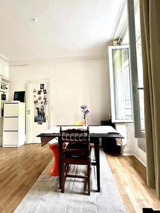 Central 1Br Near Montmartre París 0*,  Francia