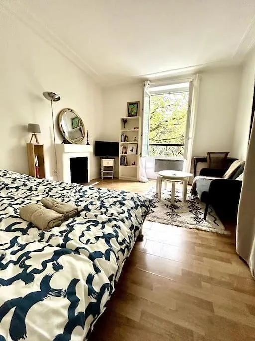 Central 1Br Near Montmartre Paris